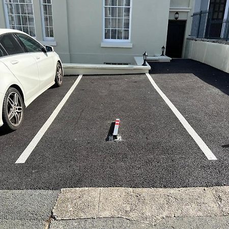 Lovely 1 Bed Flat *Free Parking* Hoe/Barbican Plymouth Exteriör bild
